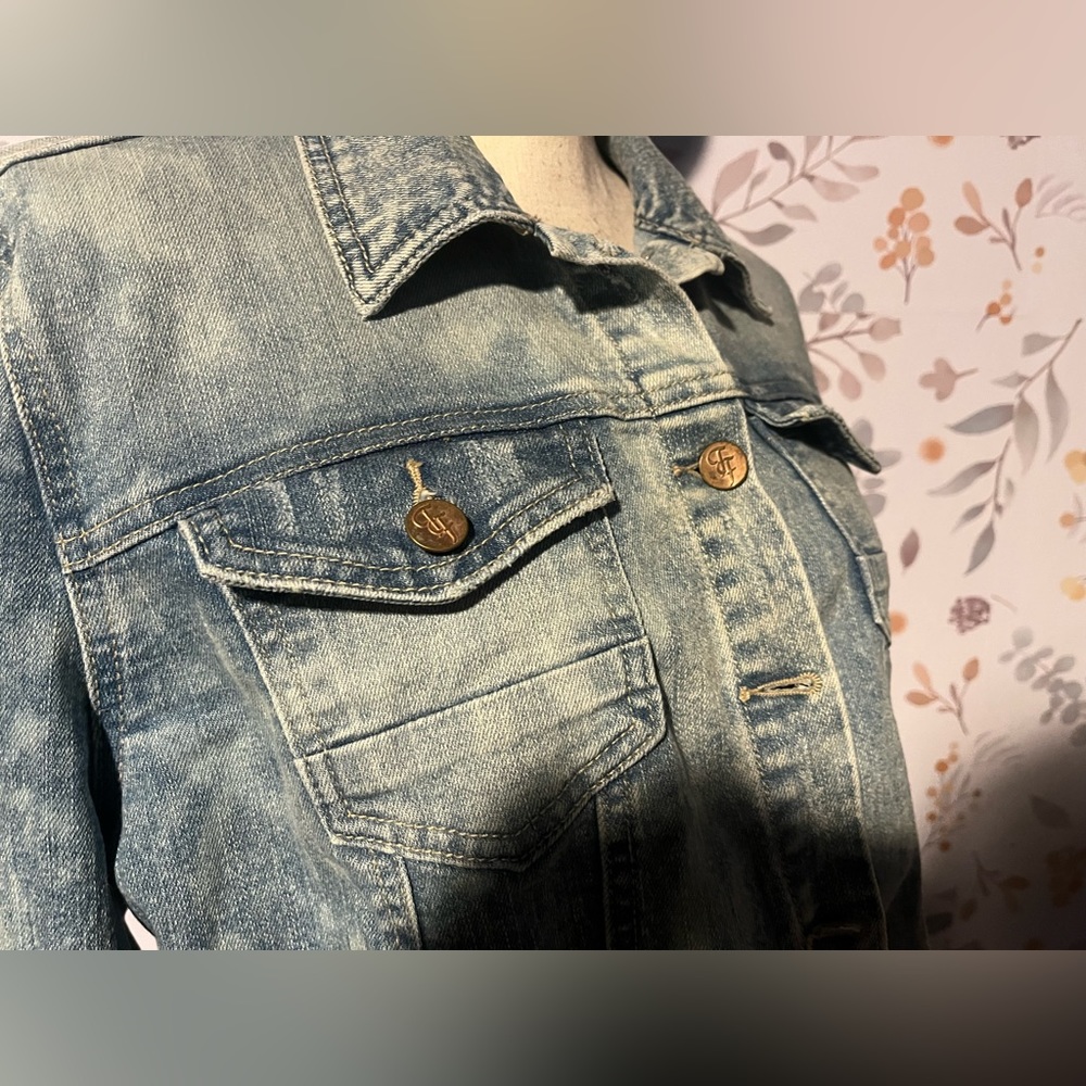 - - - True freedom Vintage jacket jean new women large